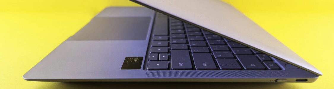 Laptop computer controlled with InTune